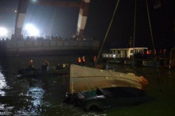 Буксир затонул в Китае, без вести пропали более 20 человек – СМИ