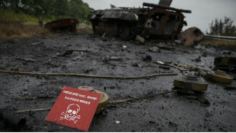 Из-за артобстрела повреждены три железнодорожные станции в Донецкой области