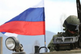 РФ перебросила под Луганск 25 танков и 30 единиц ББП без экипажей