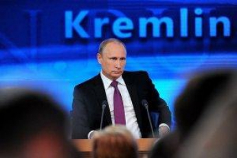 В Кремле обвиняют Запад в попытке свергнуть Путина