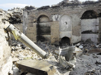 В Донецкой области прямым попаданием разрушено 10 домов, — источник