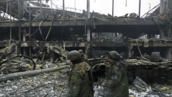 Возле донецкого аэропорта продолжаются жестокие бои: боевики несут потери