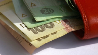 Реальная зарплата в Украине уменьшилась на 13,6%, — Госстат