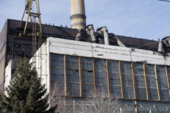 Углегорская ТЭС уже неделю не может получить уголь из-за боевых действий