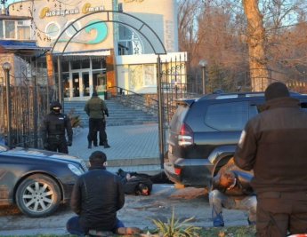 Как проходило вооруженное задержание возле "Рыбацкого стана" (видео)