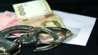 Директора "Центрэнерго" арестовали за присвоение 865 тысяч гривен