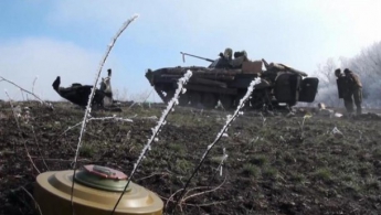Террористы густо обстреливают Луганскую область, игнорируя минские договоренности