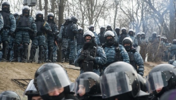 По подозрению в расстреле Майдана задержали двух экс-"беркутовцев", — Аваков