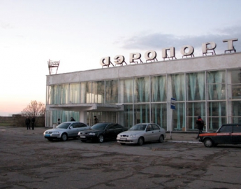 Бердянский аэропорт Ринату Ахметову пока не достанется