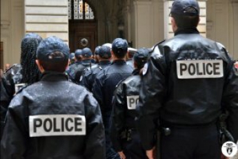Три журналиста "Аль-Джазиры" арестованы по делу о беспилотниках над Парижем