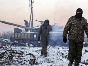 Киев зафиксировал полное прекращение огня в отдельных секторах зоны АТО