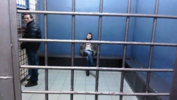 Поднимаем мир на ноги, — МИД о задержании Гончаренко