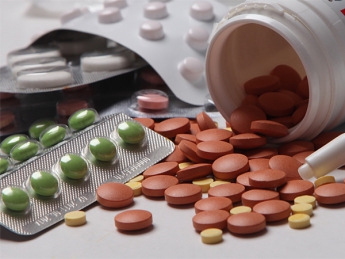 Аптечный ажиотаж: импорт вытесняют отечественные препараты