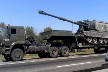 В Луганск каждый день заходят колонны военной техники со стороны Краснодона