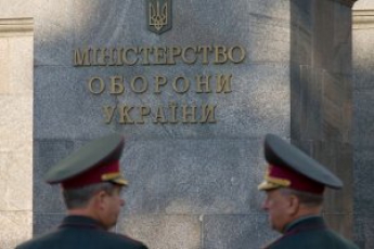 Закупками оружия и военной техники в Минобороны занимается бывший кадр Клюева