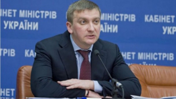 За время люстрации уволили более 400 чиновников высшего сорта, — Петренко