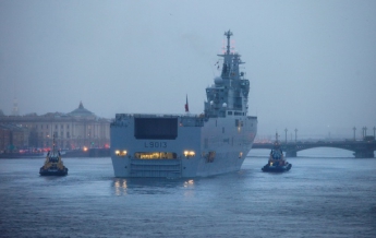 Мистрали передислоцируют на базу ВМС Франции - СМИ
