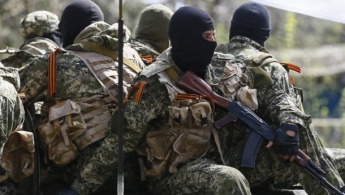 "ДНР" и "ЛНР" завершают процесс создания структурированных "вооруженных сил"