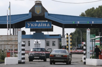 Упрощено пересечение границы с Россией для жителей Луганской области на Пасху