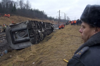 В России в Липецкой области пассажирский поезд столкнулся с локомотивом
