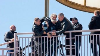 Охрана Порошенко скрутила в Одессе журналиста (фото)