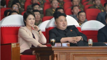 Жена Ким Чен Ына появилась на публике впервые за этот год