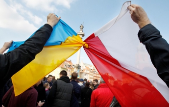 Коморовский: Украина очень напоминает Польшу 20-30 лет назад
