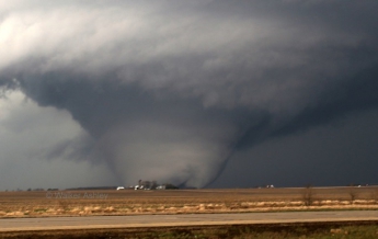 На американский штат Оклахома обрушится сильный торнадо
