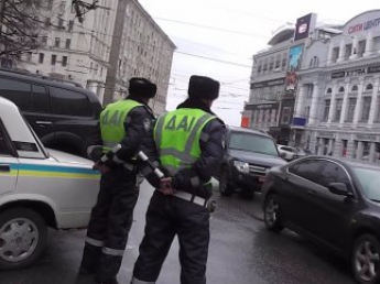 Аваков и Яценюк отменят презумпцию невиновности для водителей