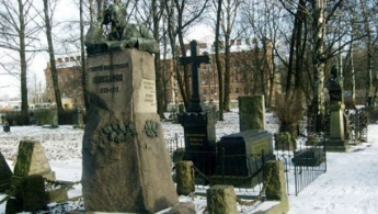 В России мужчина раскопал могилу, чтобы забрать iPhone