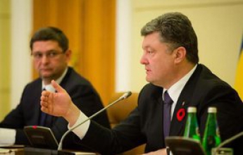 П.Порошенко объявил выговор главам Закарпатской и Донецкой ОГА