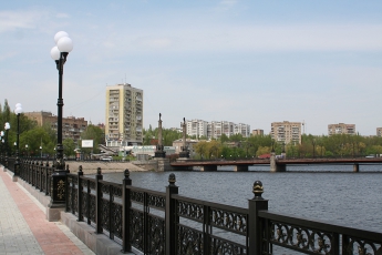 В Донецке боевые действия не ведутся, обесточены 9 подстанций, - сайт "горсовета"