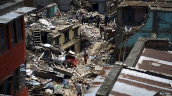 Количество жертв землетрясения в Непале достигло 141 человека