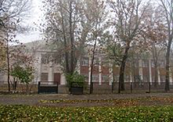 Звонок на телефон МЧС сообщил о террористах, которые захватили школу в Мелитополе