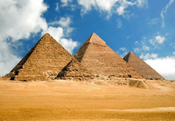Вблизи египетских пирамид застрелили двоих полицейских