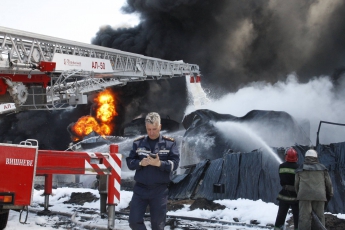 СБУ открыла уголовное производство по статье "экоцид" в связи с пожаром на нейтебазе под Киевом