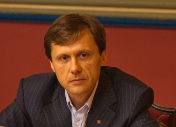 Все фракции коалиции согласились поддержать отставку министра экологии Шевченко, - Лозовой
