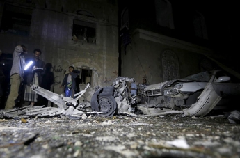 В Йемене возле военного госпиталя взорвался заминированный автомобиль