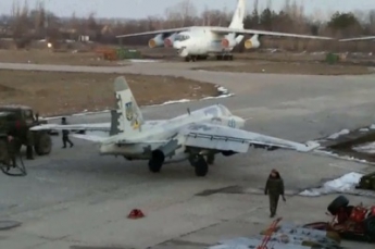 Учения Су-25 ВВС Украины в Мелитополе (видео)