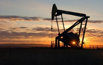 Цена на нефть в ходе торгов на бирже выросла