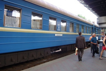 Возле Славянска три человека погибли под колесами поезда
