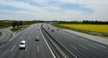 Украина и Италия откроют три новых автосообщения