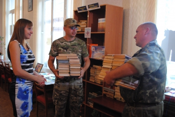 Библиотека украинских воинов пополнилась новыми книгами