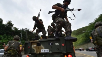 Южная Корея и США вопреки угрозам КНДР начали масштабные военные учения