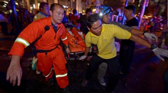 Во время взрыва в Бангкоке 27 человек погибло, среди них 4 туриста