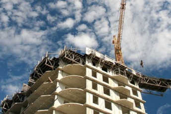 Строительство в 2016 году должно дать 2% роста экономики, - Яценюк