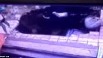 В Китае загадочные воронки засосали пятерых человек (видео)