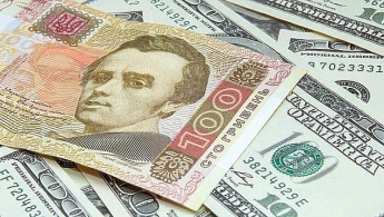 НБУ вновь ослабил курс гривны к доллару