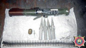 В Ровенской обл. военные продавали оружие уголовникам