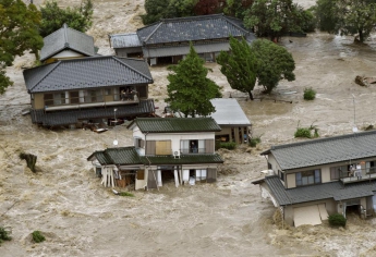 Количество жертв при наводнении в Японии возросло до 7 человек